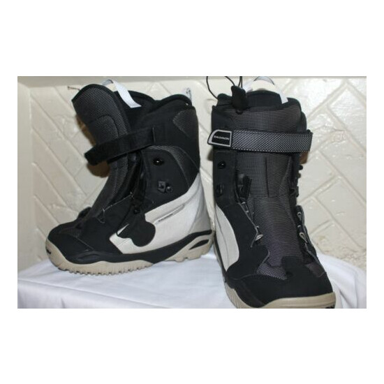 Salomon Women's Snowboard Boots Size 7 color black and gray light pre-own image {1}